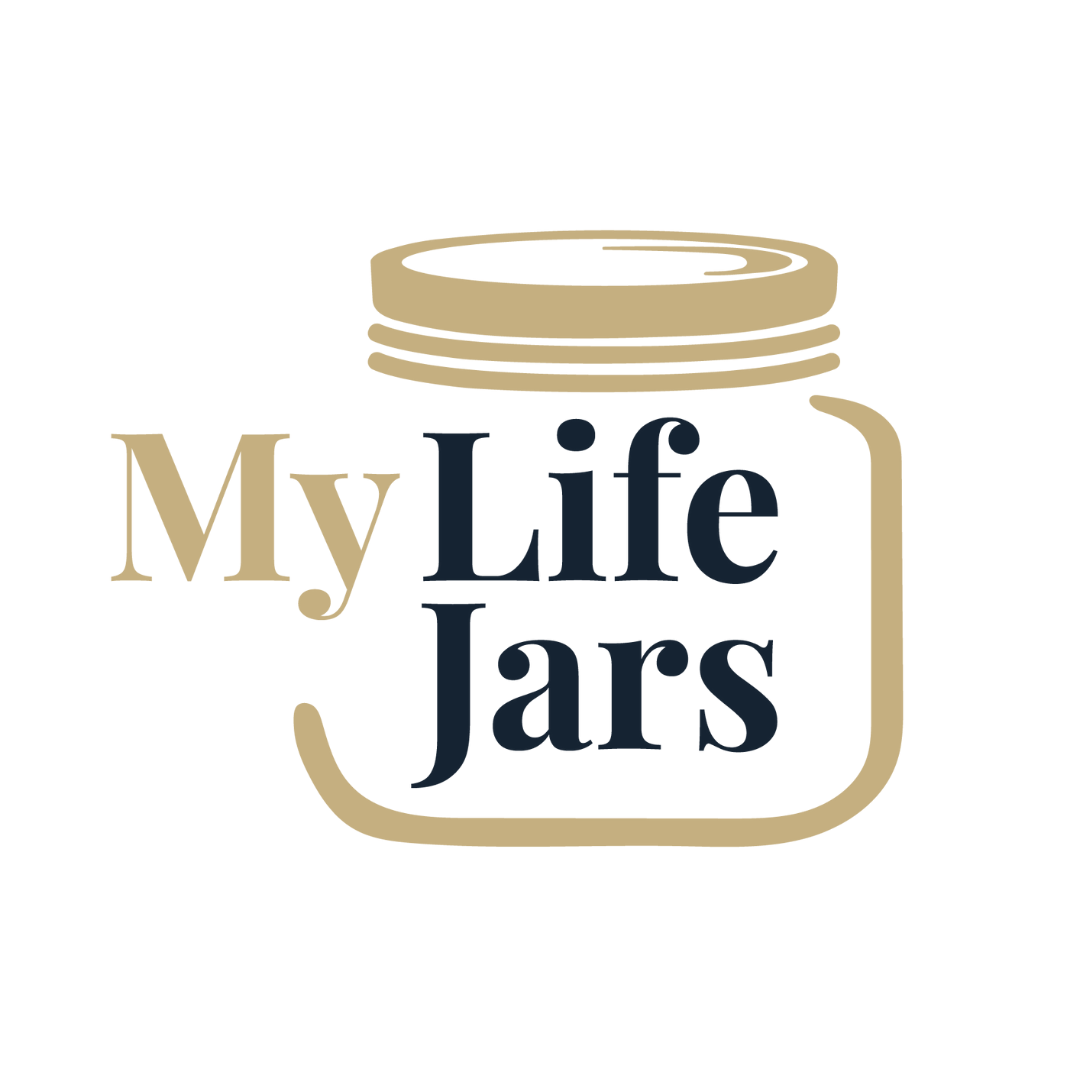 A white circle with my lifejars logo inside to represent customized profile on the pricing and features page